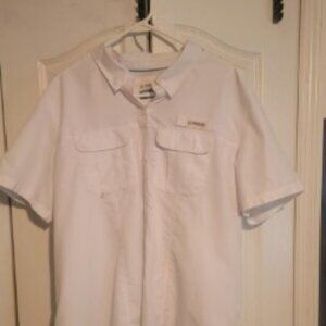 Magellan Outdoors Women’s XXL Fishing Shirt White Short Sleeve Vented USA Flag